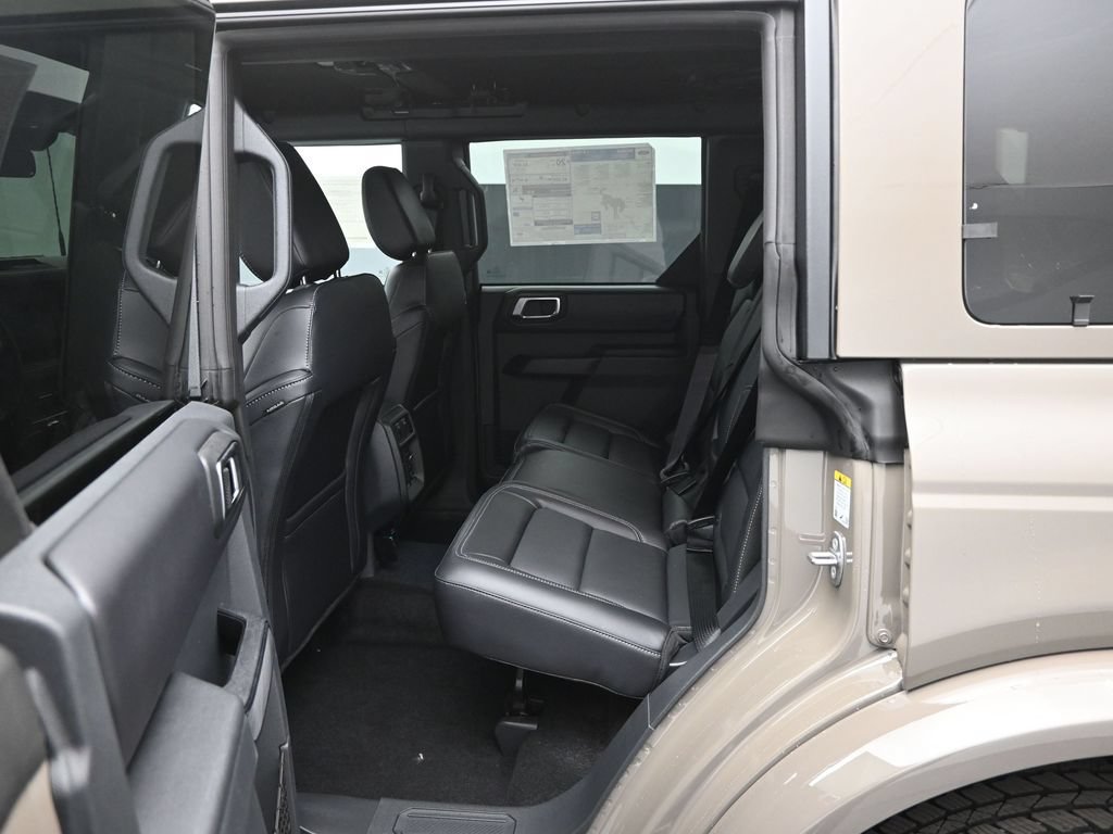 New 2026 Ford Bronco Outer Banks AWD/4WD image 18