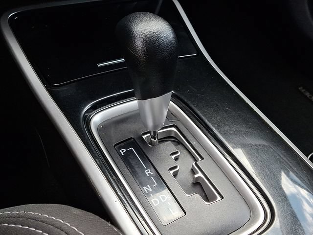 Used 2020 Mitsubishi Outlander ES AWD/4WD image 17