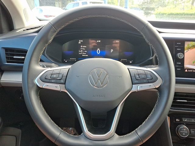 Used 2024 Volkswagen Taos SE FWD image 21