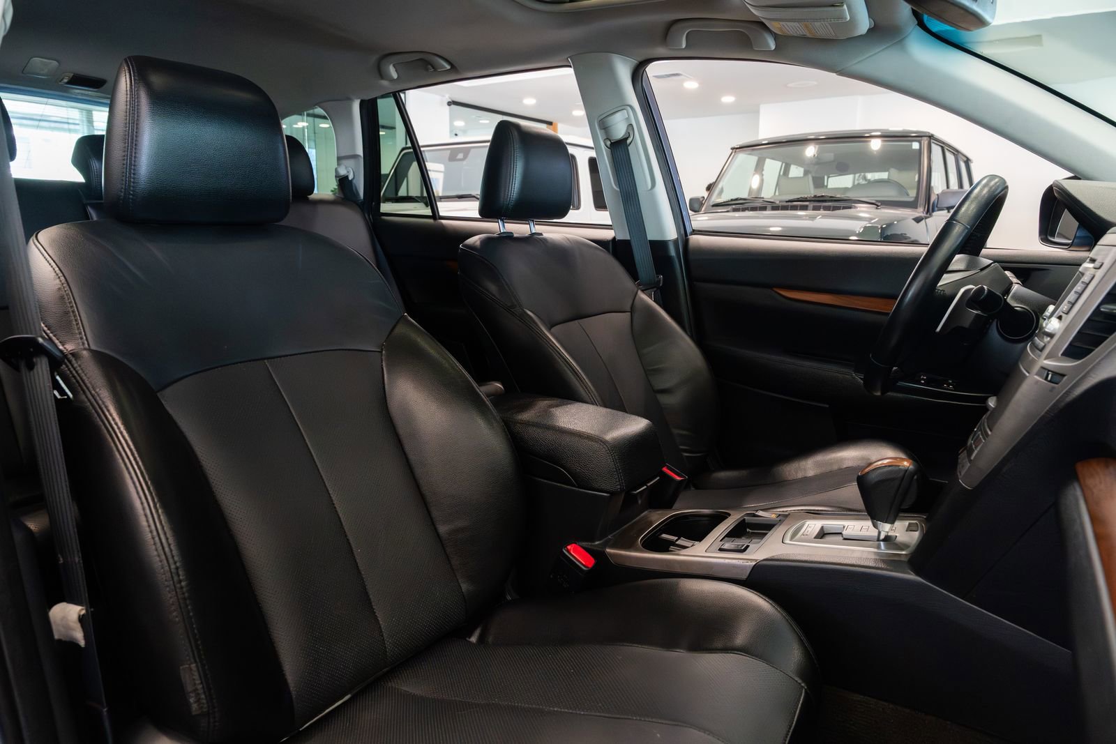 Used 2013 Subaru Outback 2.5i Limited AWD/4WD image 24