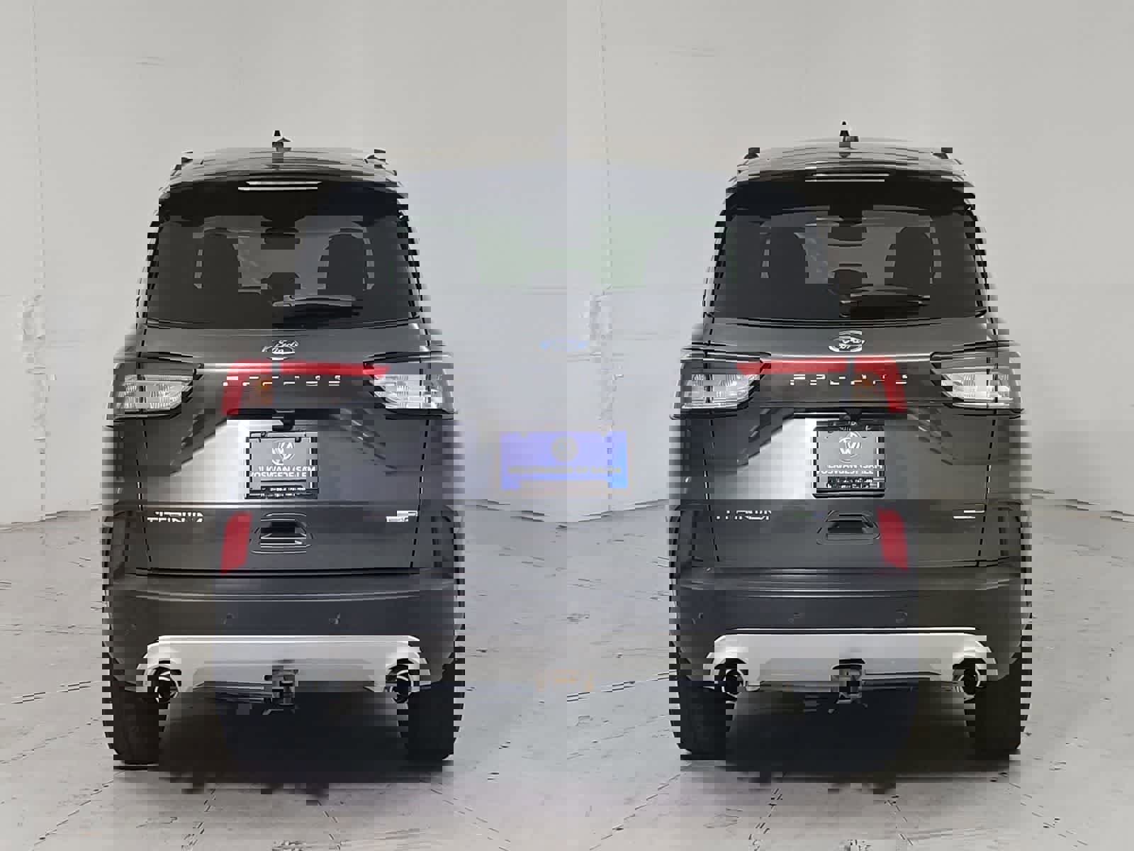 Used 2020 Ford Escape Titanium image 5