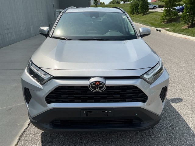 Used 2025 Toyota RAV4 XLE AWD/4WD image 9