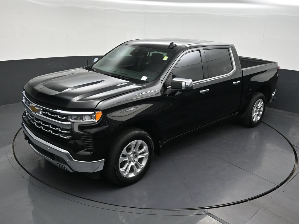 Used 2023 Chevrolet Silverado 1500 LTZ RWD image 17