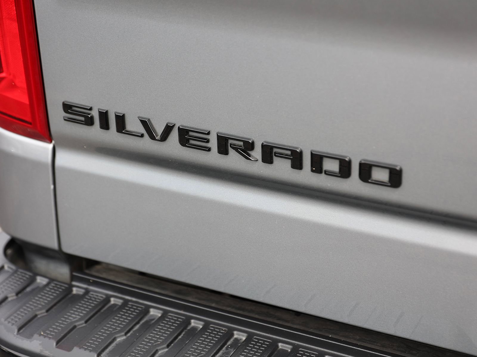 Used 2025 Chevrolet Silverado 1500 LT Trail Boss w/ Convenience Package II image 15