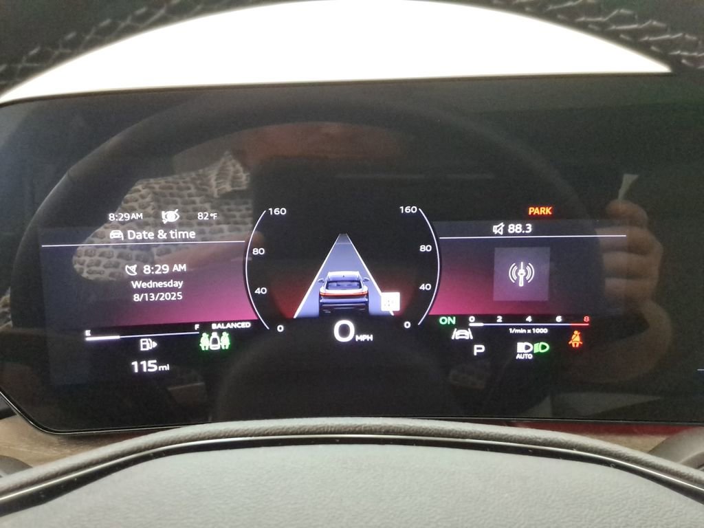 Used 2025 Audi Q5 Premium w/ Convenience Package image 10