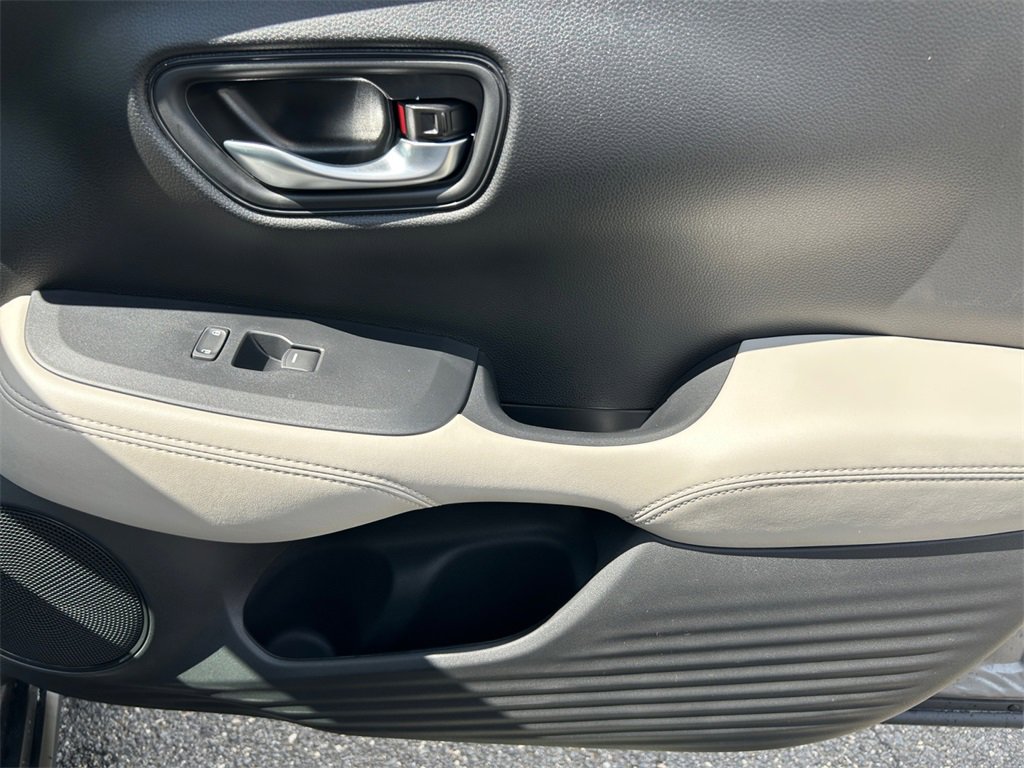 New 2026 Honda HR-V LX image 18