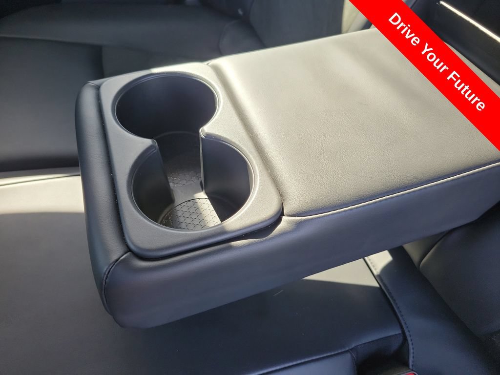 Used 2025 Nissan Ariya FWD image 26