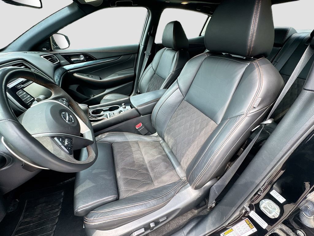 Used 2023 Nissan Maxima SR w/ Sport Mat Group FWD image 20