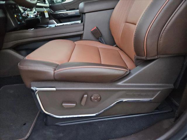 New 2026 Ford F250 King Ranch w/ Chrome Package image 4