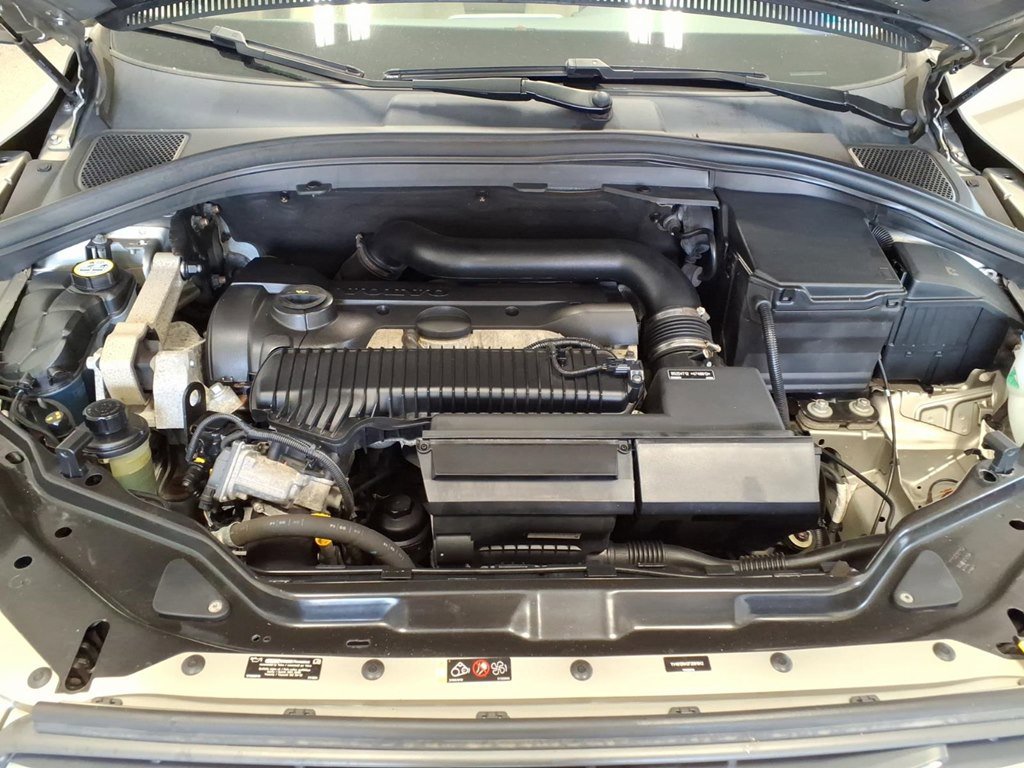 Used 2015 Volvo XC60 T5 image 23
