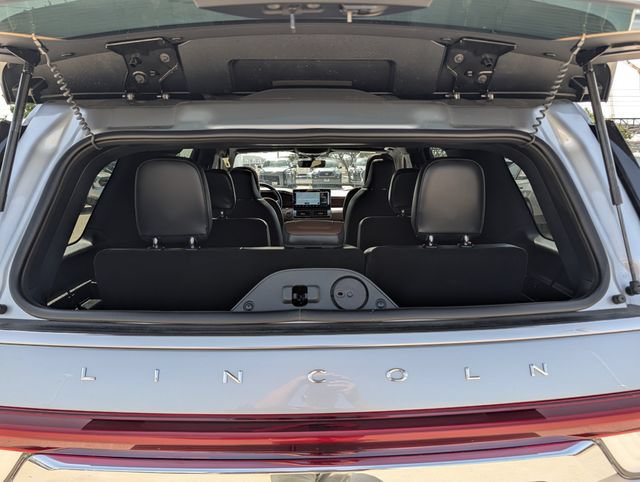 Used 2024 Lincoln Navigator Reserve AWD/4WD image 33