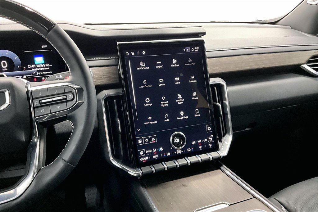 Used 2025 GMC Acadia Denali w/ Super Cruise Package FWD image 7