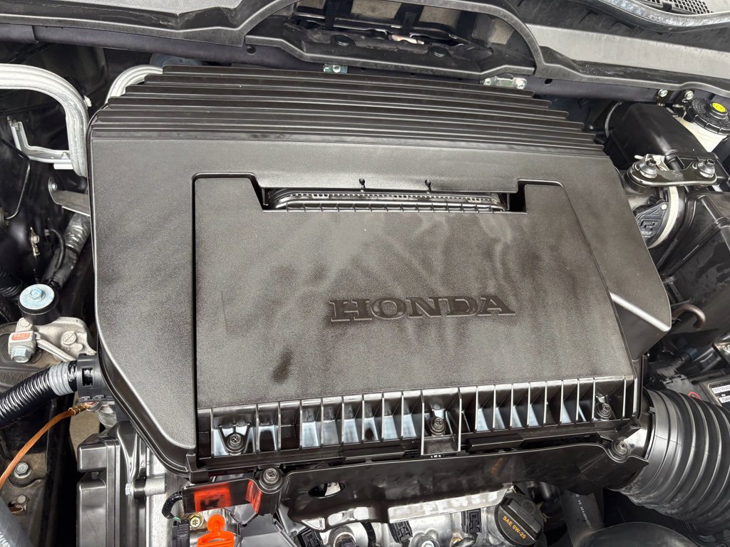 Certified 2025 Honda Pilot Touring image 36