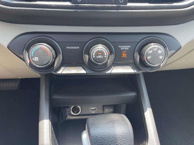 Used 2023 Kia Forte LXS w/ LXS Technology Package FWD image 4