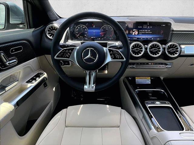 New 2026 Mercedes-Benz GLB 250 image 18