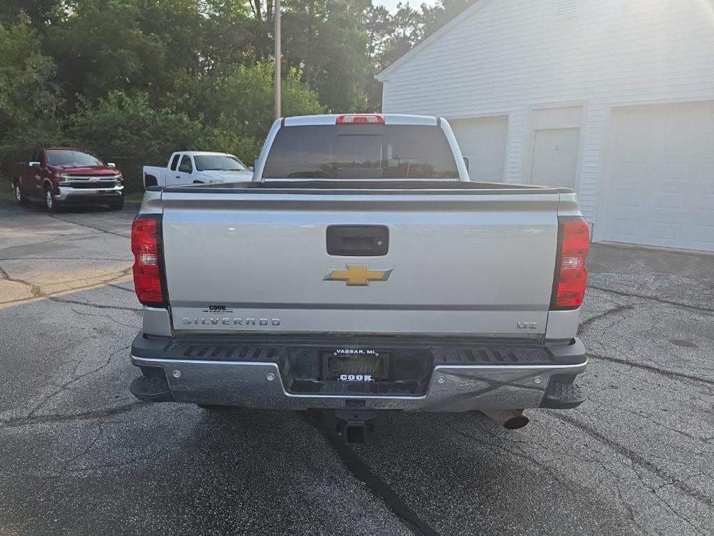 Used 2018 Chevrolet Silverado 2500 LTZ w/ LTZ Plus Package AWD/4WD image 6
