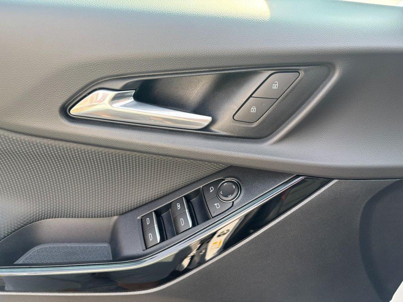 Used 2026 Chevrolet Equinox RS w/ Safety and Technology Package FWD image 10