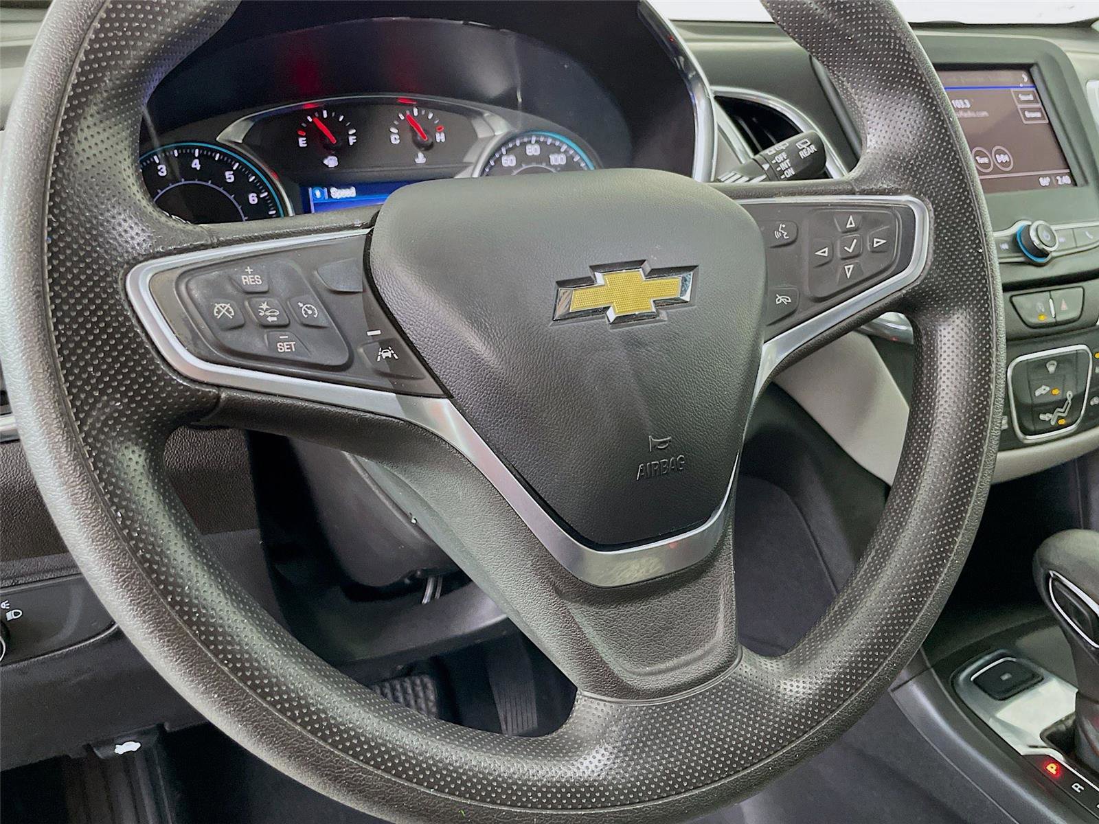 Used 2023 Chevrolet Equinox LS w/ LS Convenience Package image 14