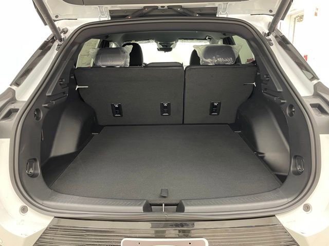 New 2026 Chevrolet Equinox EV LT w/ Convenience Package II image 12