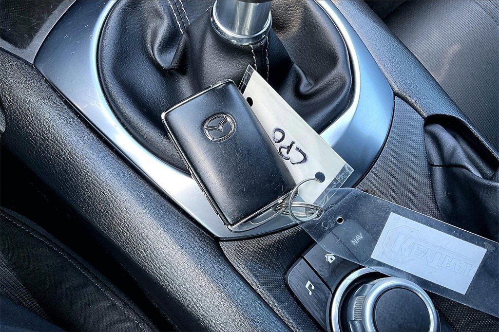 Used 2022 MAZDA MX-5 Miata Sport image 32