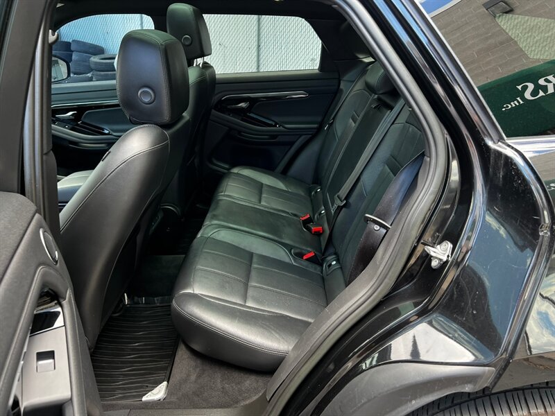 Used 2023 Land Rover Range Rover Evoque R-Dynamic SE AWD/4WD image 21