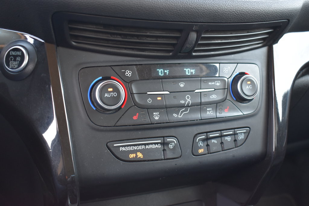 Used 2018 Ford Escape Titanium FWD image 12