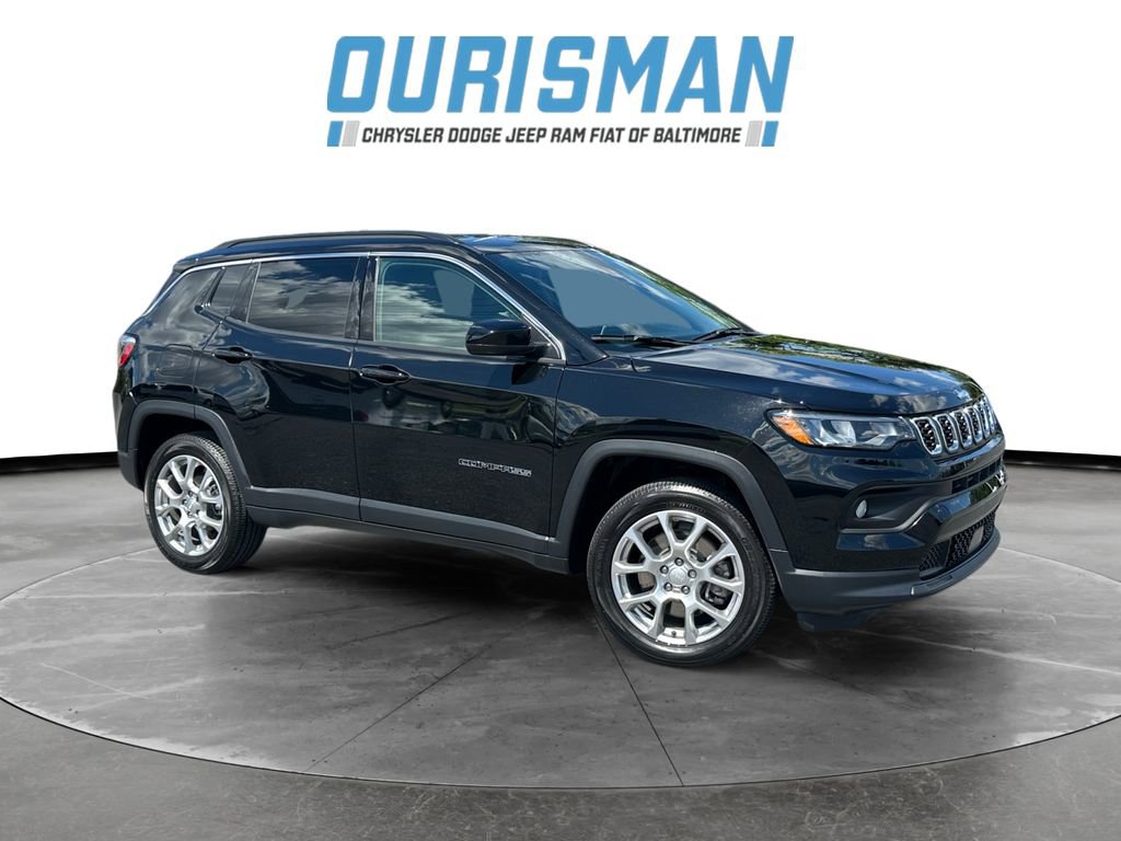 Used 2024 Jeep Compass Latitude