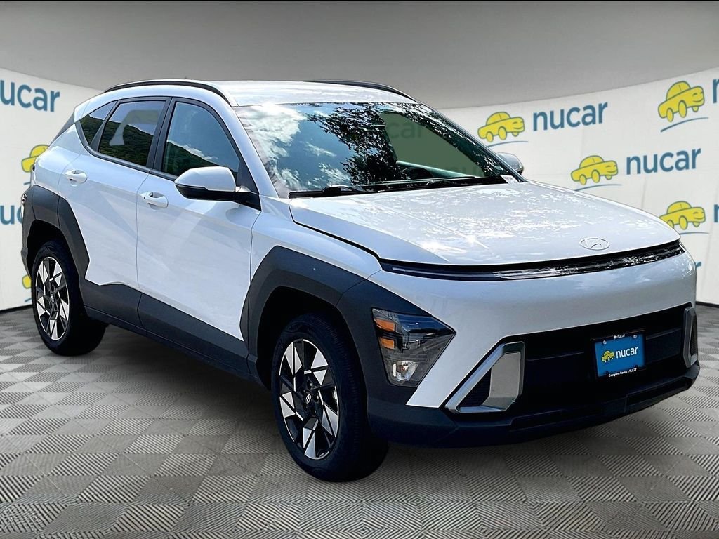 Used 2025 Hyundai Kona SEL AWD/4WD image 1