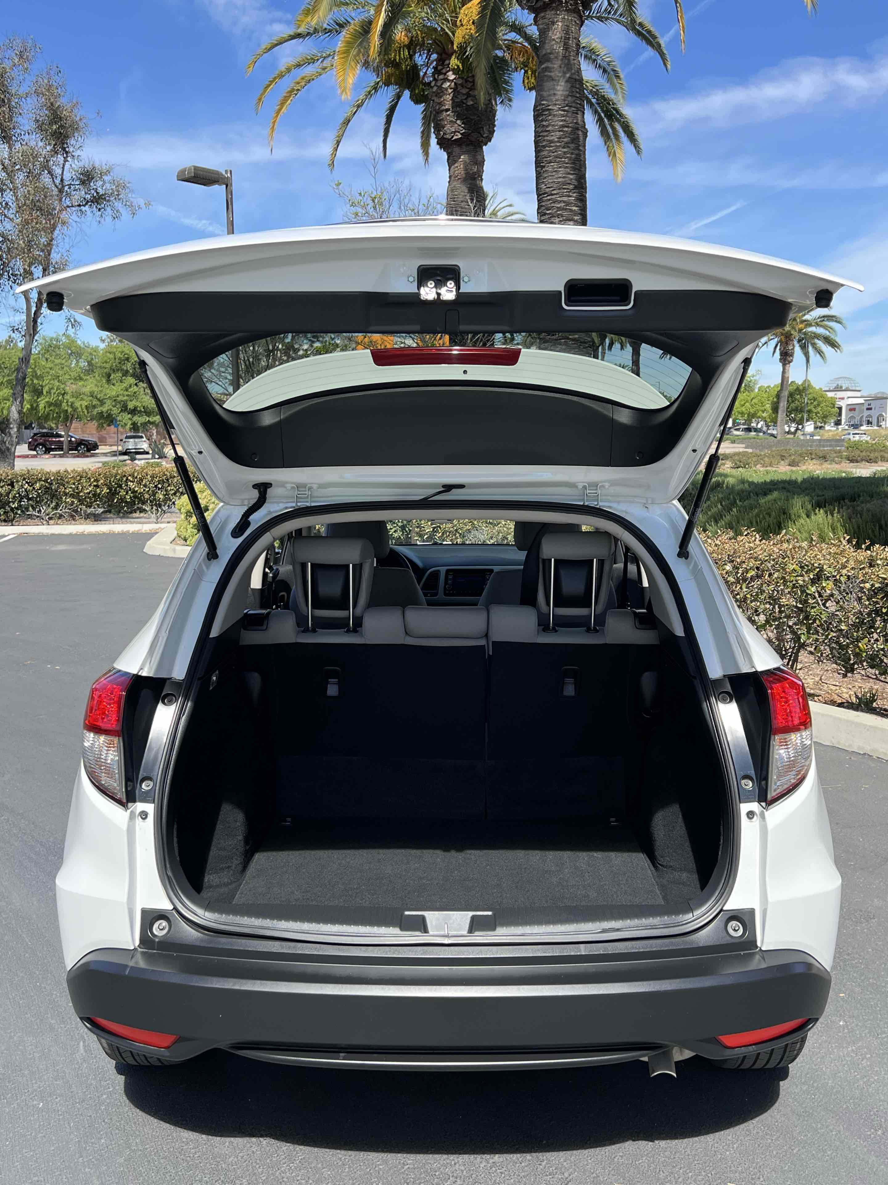 Used 2022 Honda HR-V LX image 70