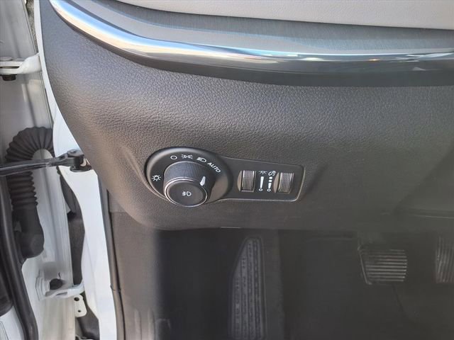 Certified 2023 Jeep Compass Limited image 12