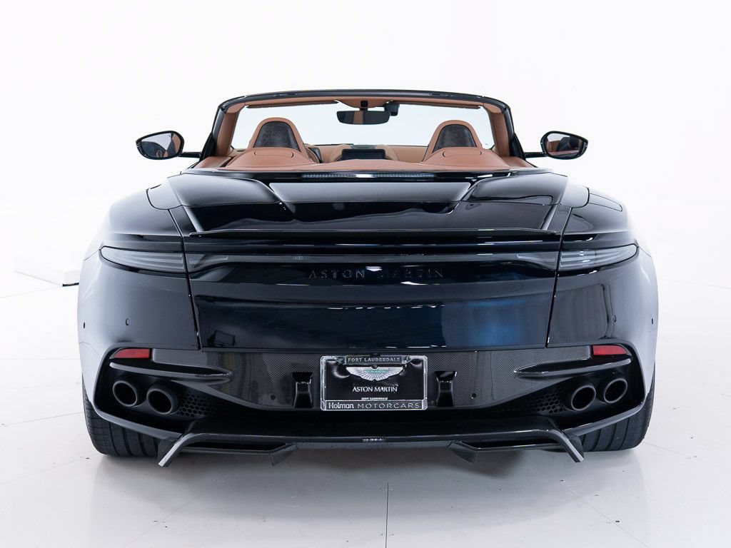 Used 2023 Aston Martin DBS Superleggera Volante RWD image 4
