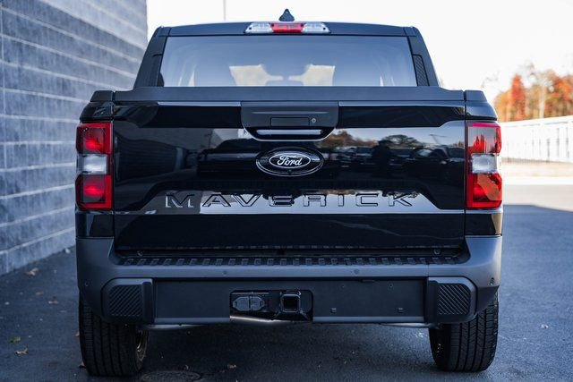 New 2025 Ford Maverick XLT w/ XLT Luxury Package image 8