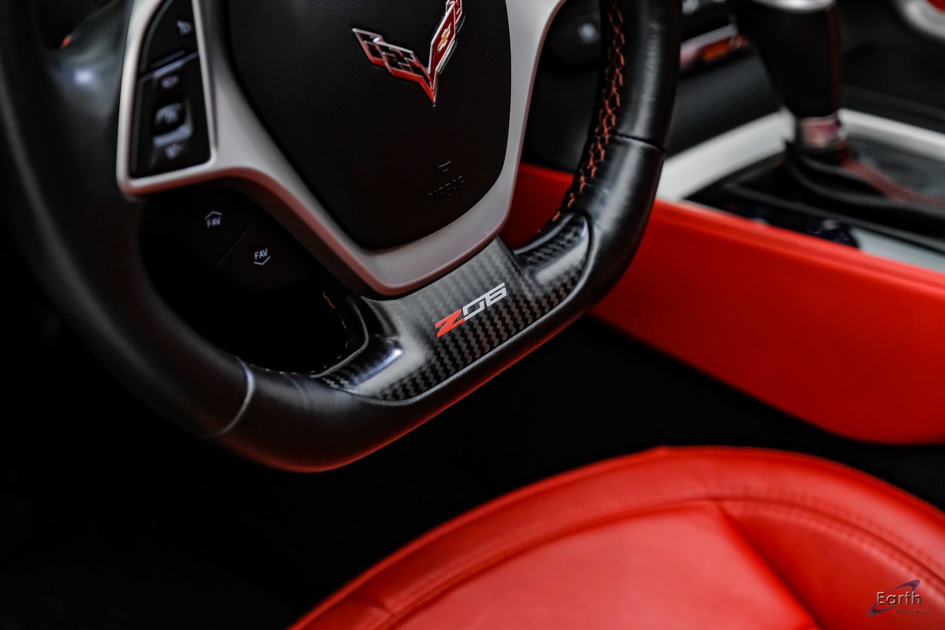 Used 2015 Chevrolet Corvette Z06 w/ 3LZ Preferred Equipment Group RWD image 51