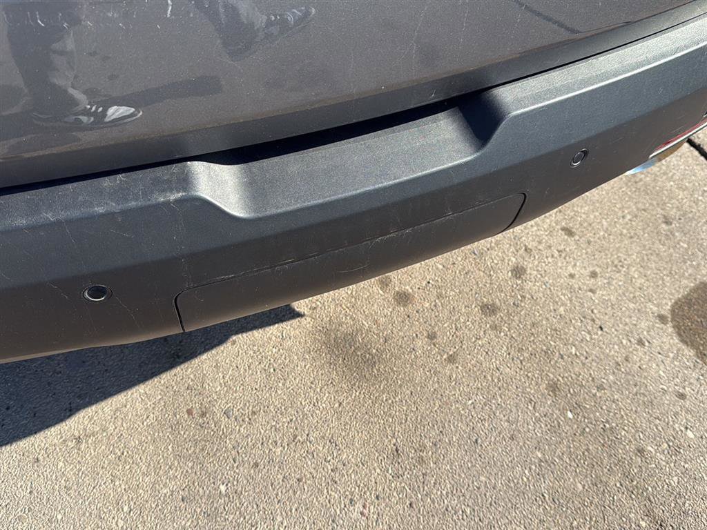 Used 2021 Chevrolet Traverse LT image 17