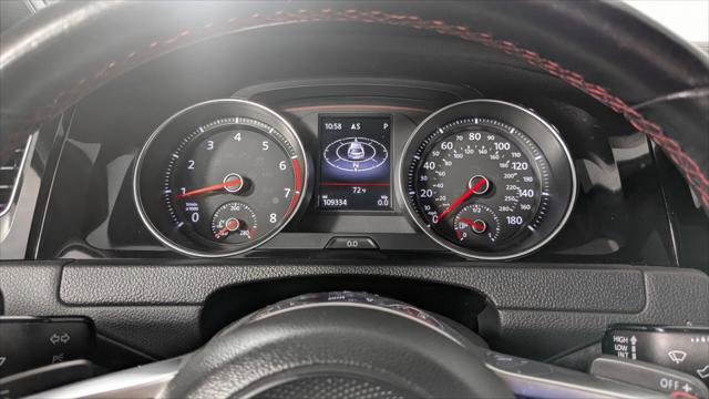 Used 2018 Volkswagen GTI SE image 28
