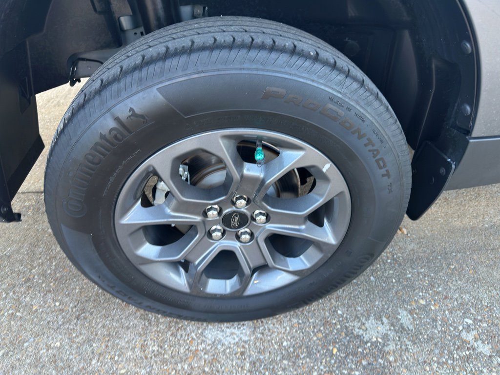 Used 2022 Ford Maverick XLT image 7