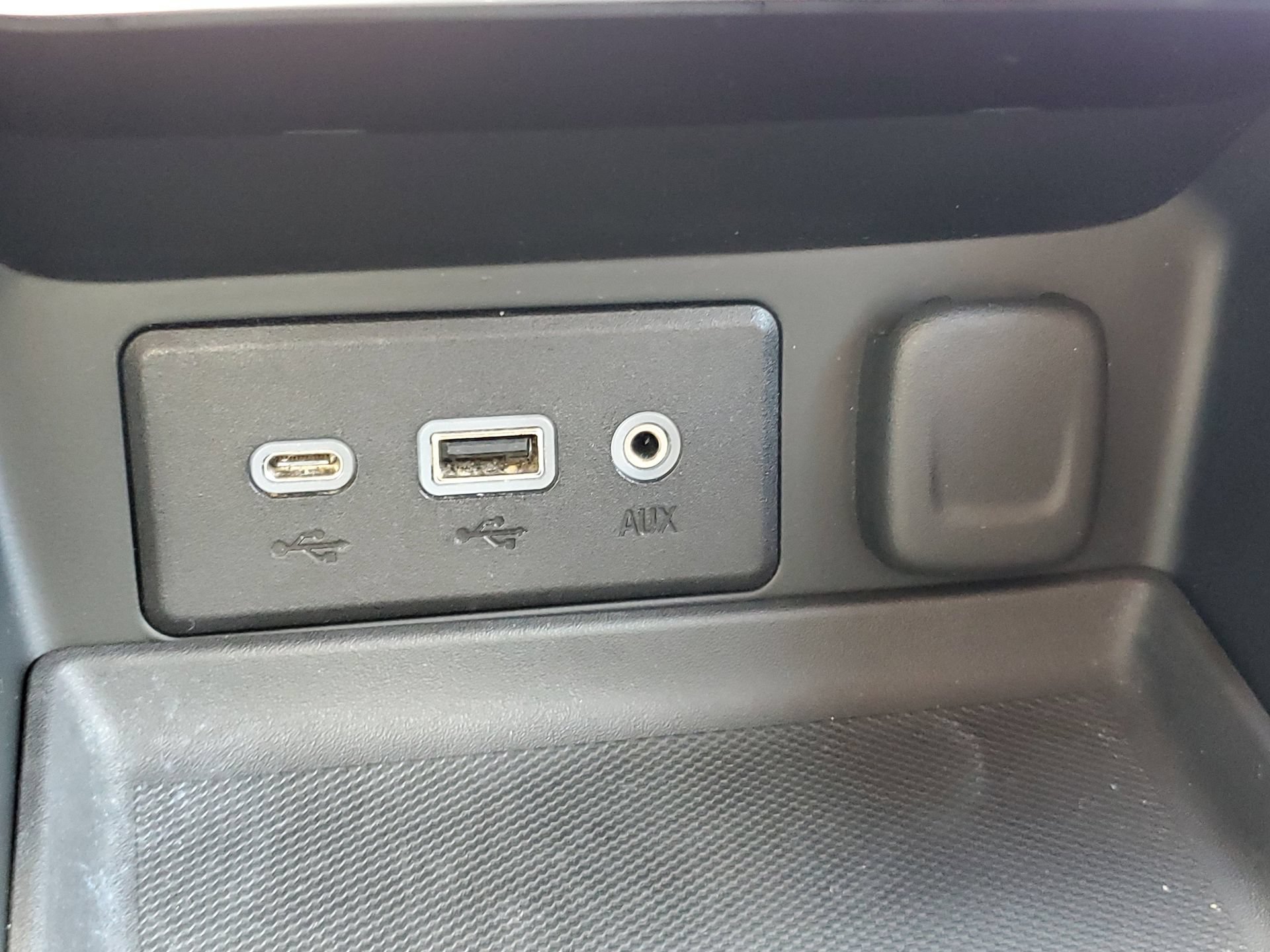 Used 2018 GMC Terrain SLE FWD image 29
