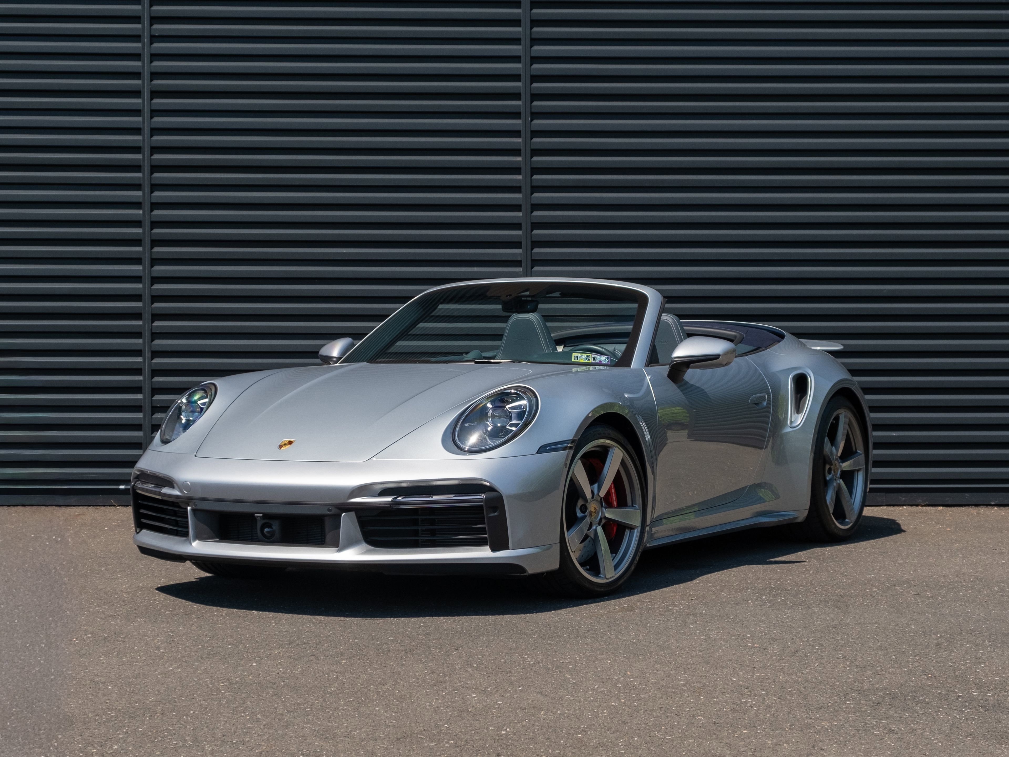 Certified 2022 Porsche 911 Turbo AWD/4WD image 1