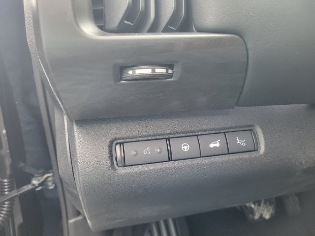New 2026 Nissan Pathfinder Platinum AWD/4WD image 25