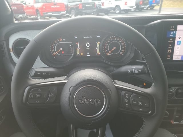 New 2026 Jeep Gladiator Sport AWD/4WD image 13