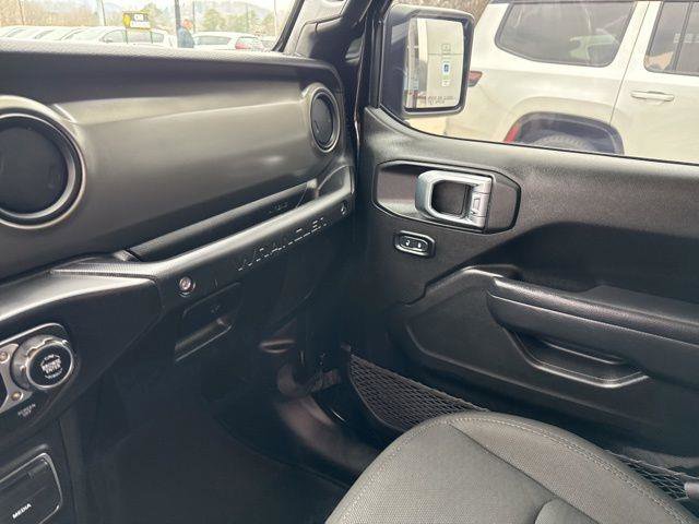 Used 2023 Jeep Wrangler Unlimited image 23