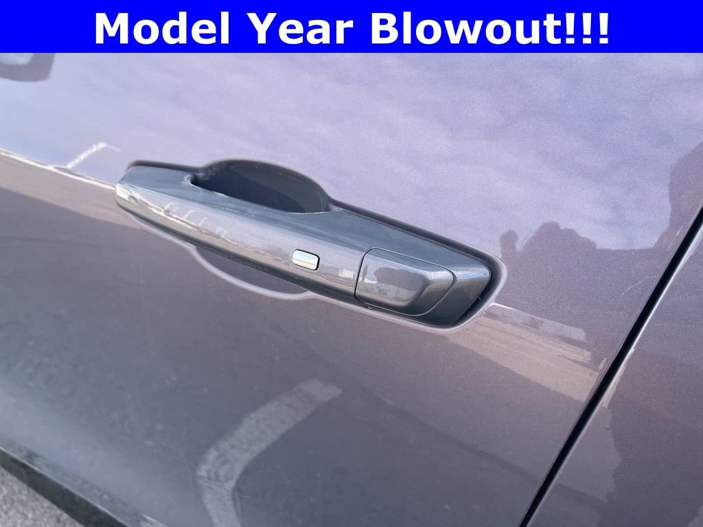 New 2024 Chevrolet Blazer EV RS image 8