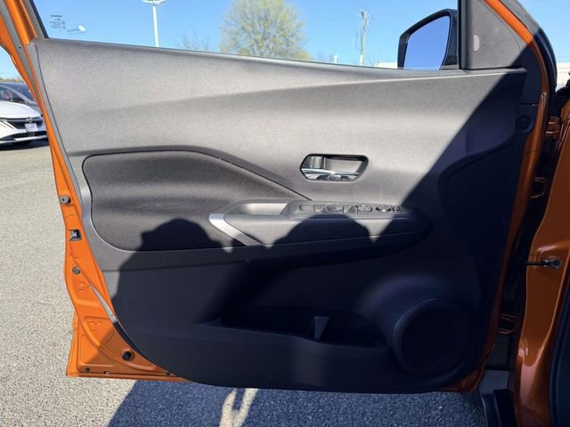 Used 2023 Nissan Kicks SV image 14