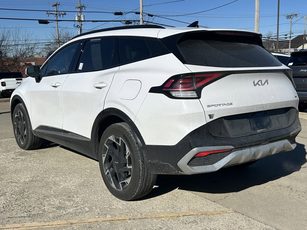 Used 2024 Kia Sportage SX image 8
