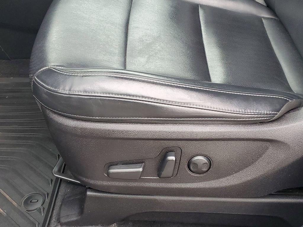 Certified 2021 Kia Telluride S image 12