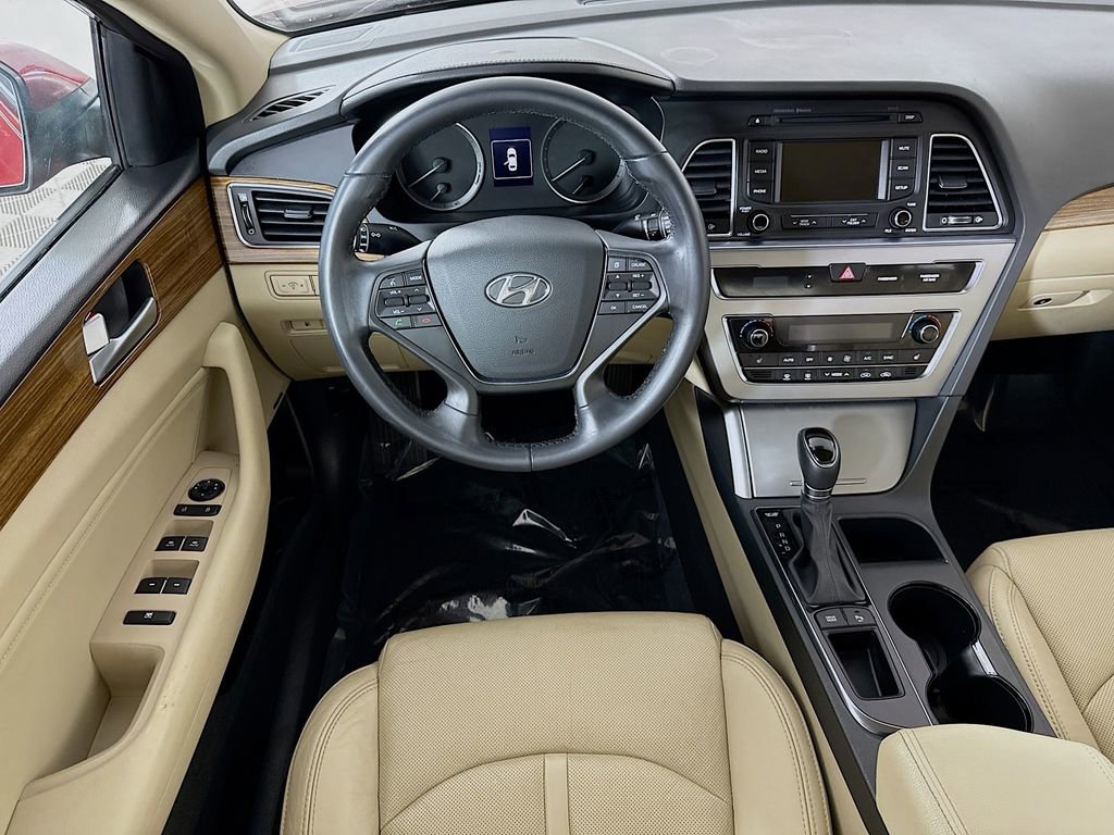 Used 2015 Hyundai Sonata Limited FWD image 3