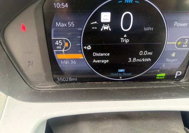 Used 2023 Chevrolet Bolt EUV Premier w/ Sun & Sound Package image 9