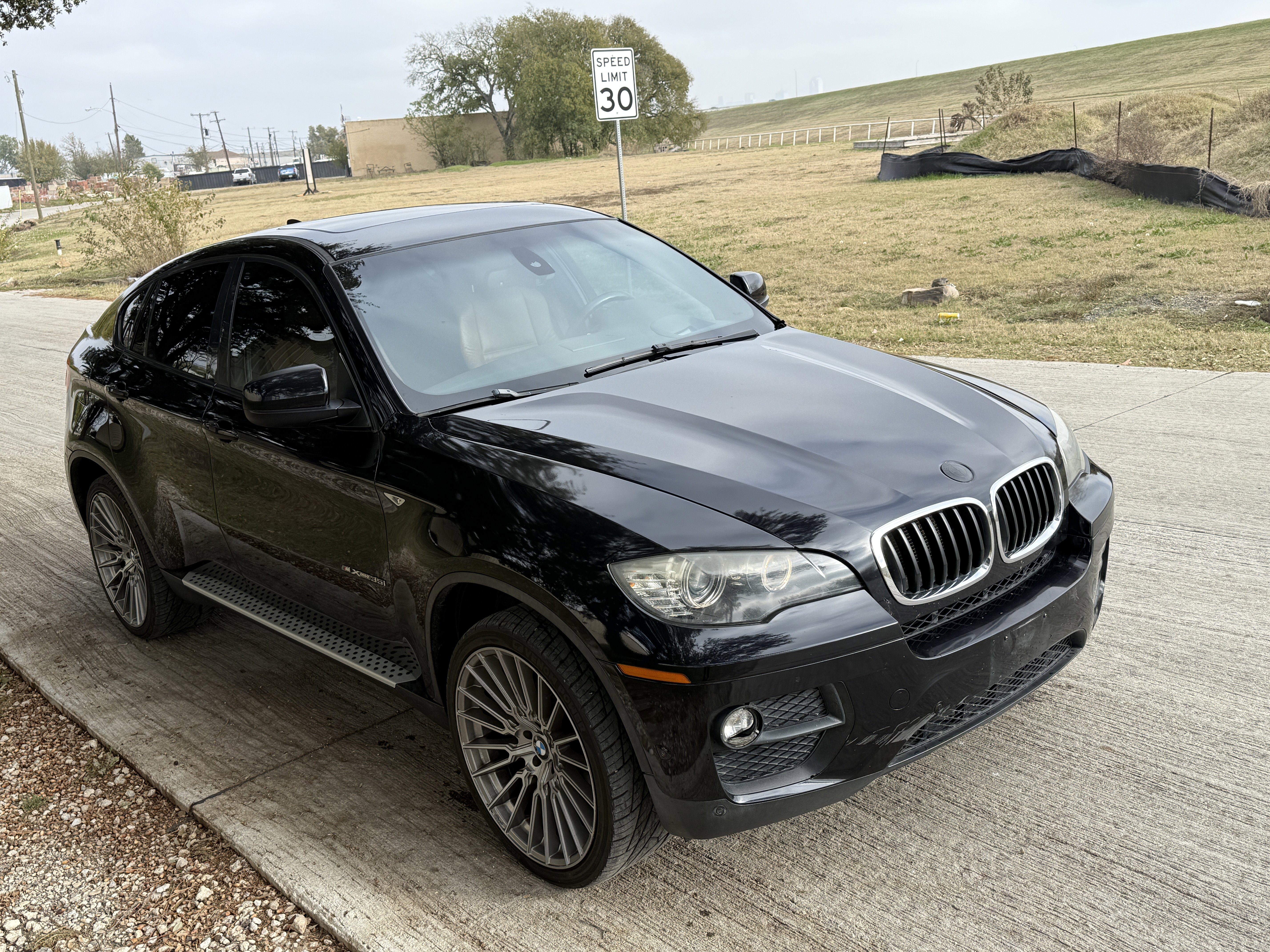 Used 2014 BMW X6 xDrive35i image 2