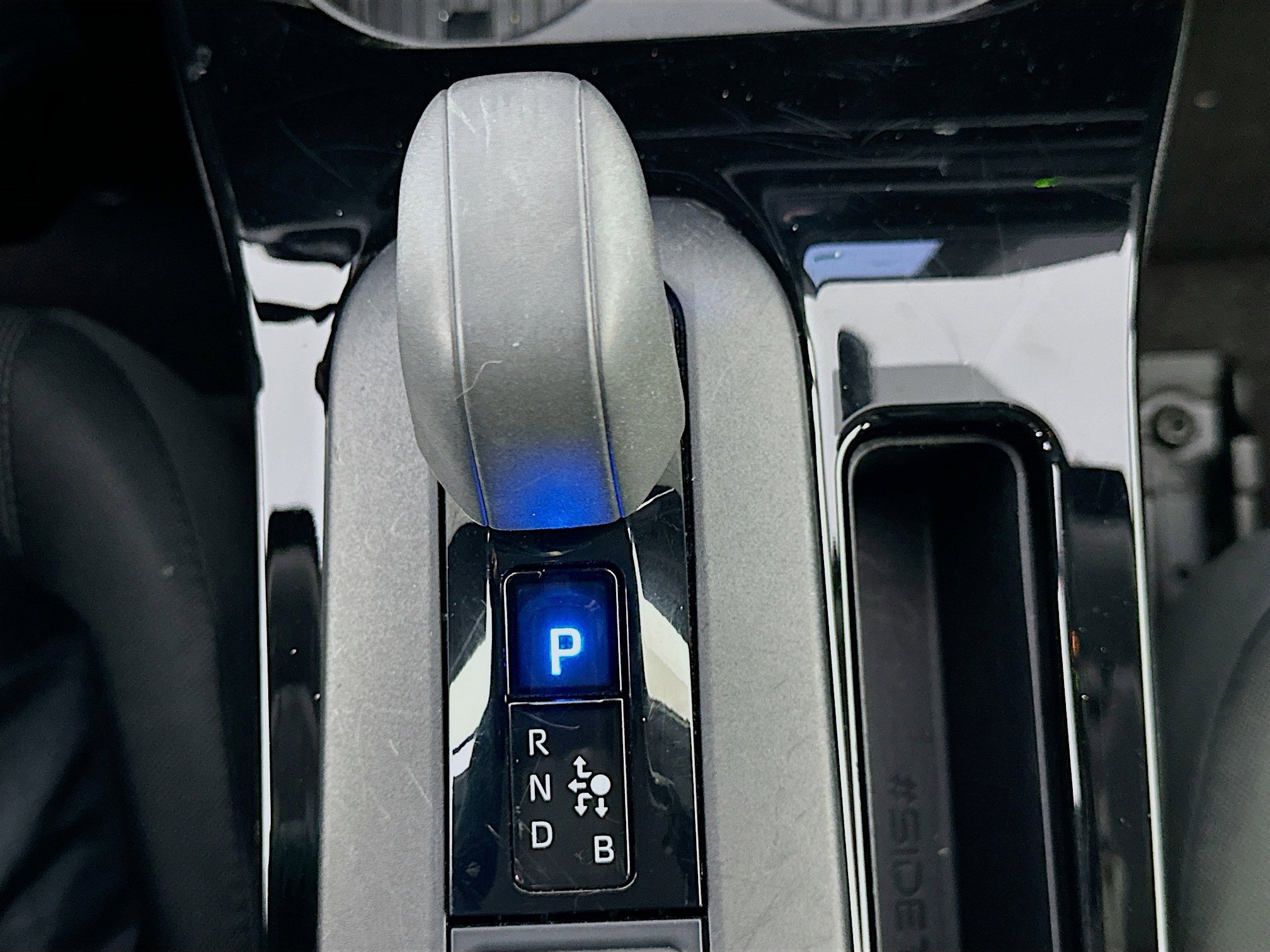 Used 2024 Toyota Prius LE image 24