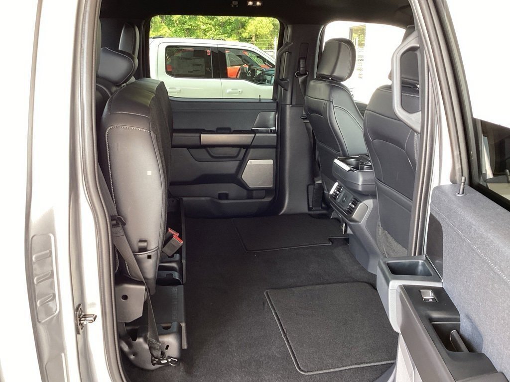 New 2025 Ford F150 Lariat w/ Equipment Group 501A Mid image 42